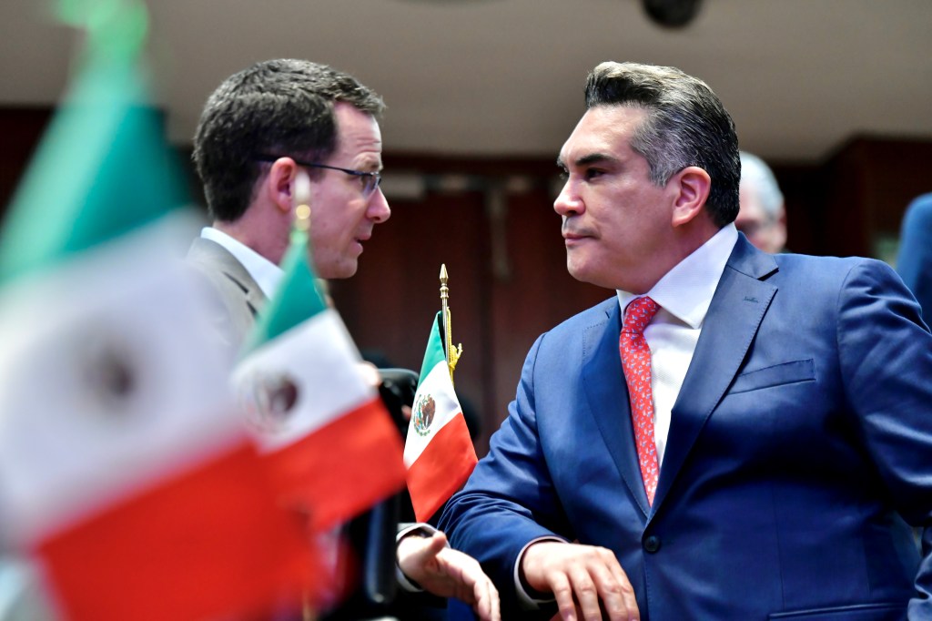 La Importancia de una Oposición firme y&nbsp;unida